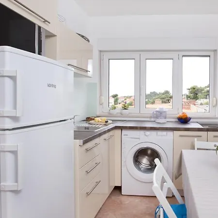 Apartamento Aurora Ii *